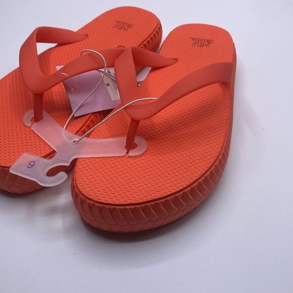 Women's Wild Fable Jessi EVA Platform Flip Flop Sandals Vibrant Orange - Picture 4 of 5